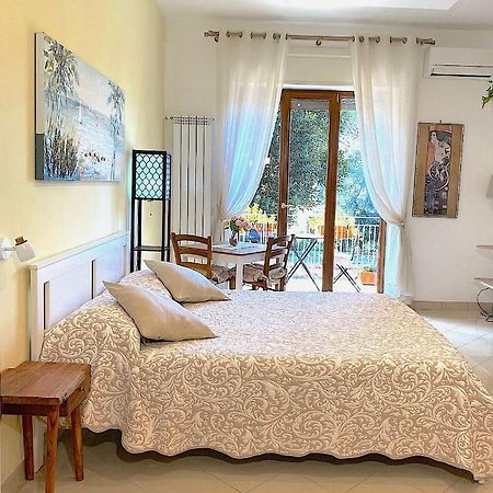 Angelina Suite B&B - Sorrento Centro Экстерьер фото