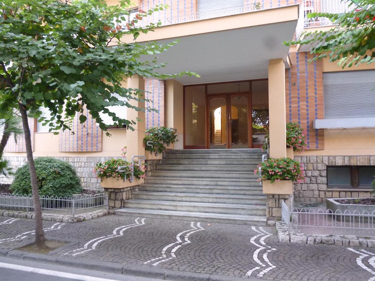 Angelina Suite B&B - Sorrento Centro Экстерьер фото